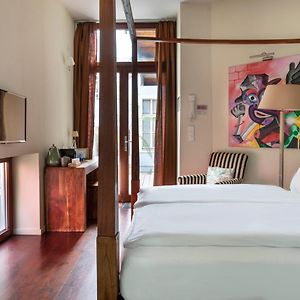 Mittelgroßes Zimmer